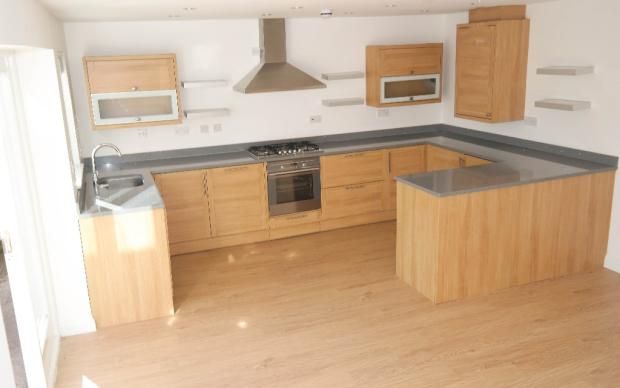 Property photo 2 of 11 Gallery