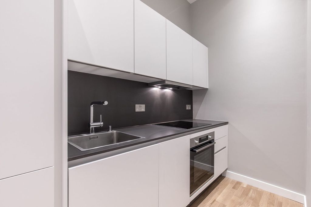 Property photo 2 of 16 Kitchen