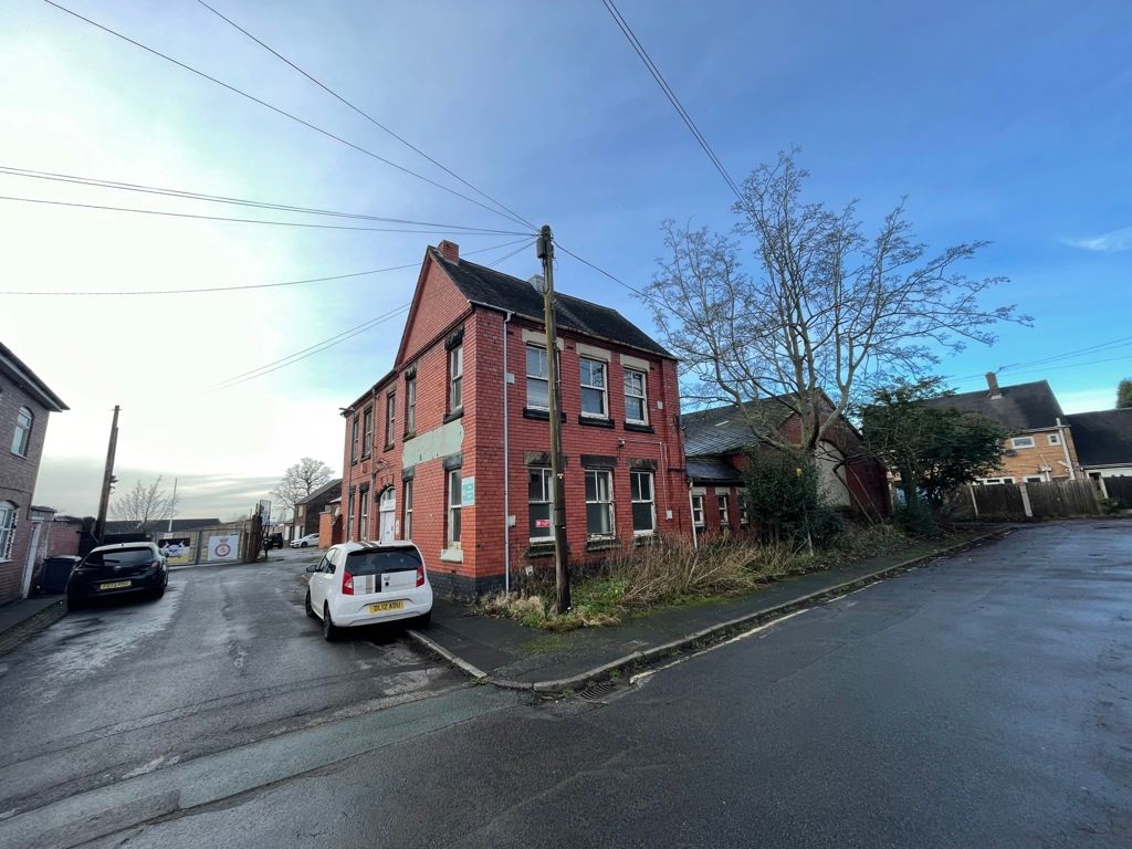 Property photo 1 of 15 Photo 12