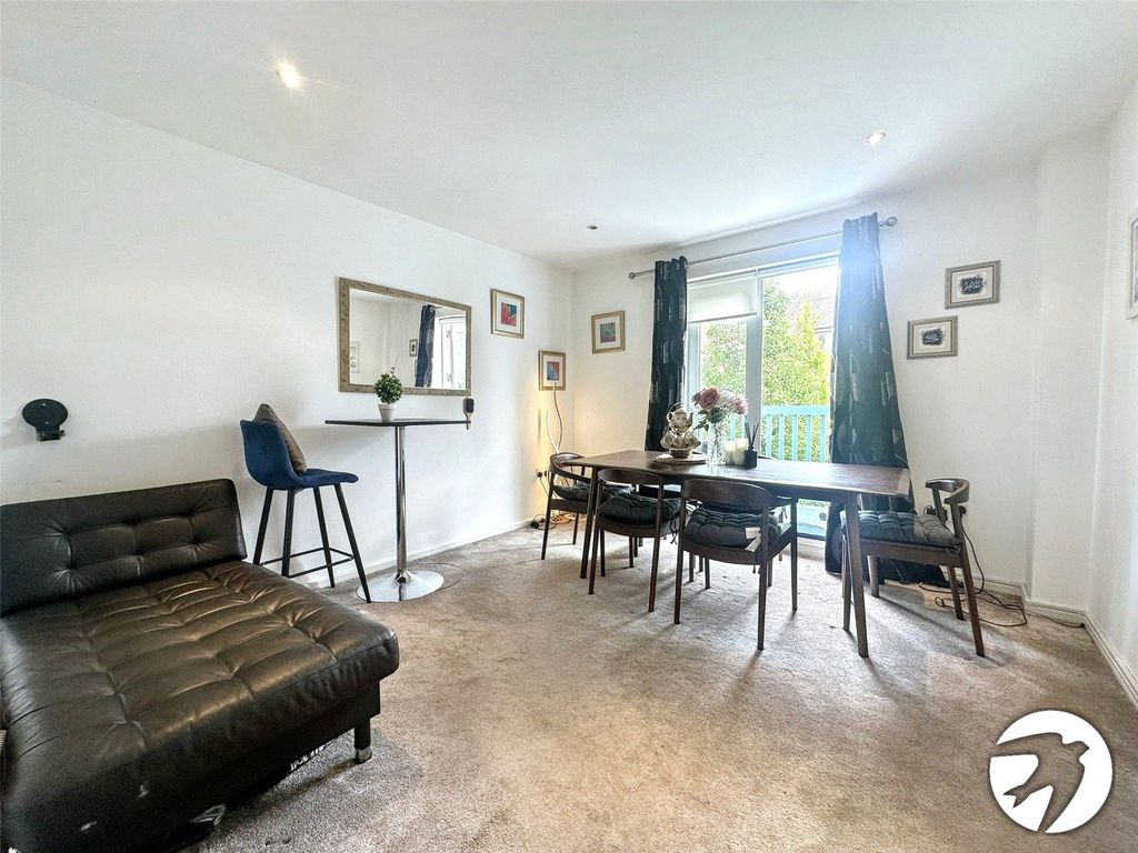 Property photo 3 of 17 Dining Room/Bedroom