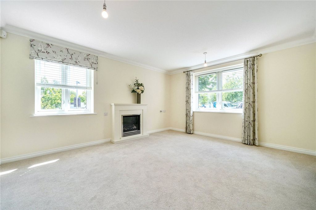Property photo 1 of 15 Living Area