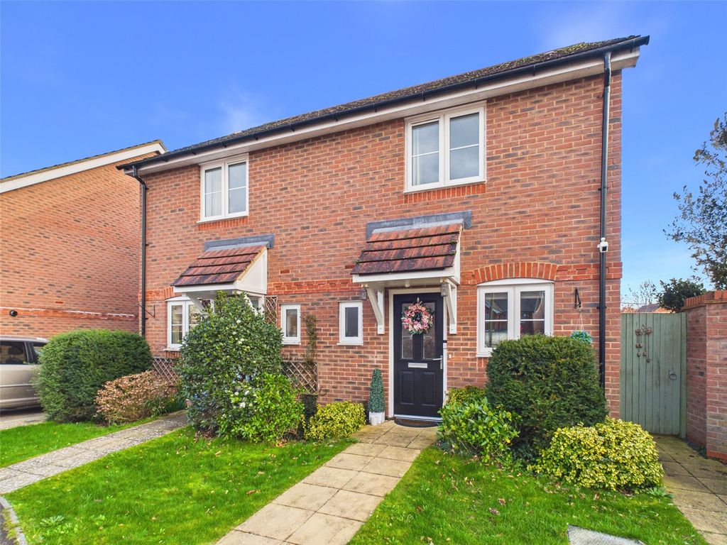 Property photo 1 of 17 Front