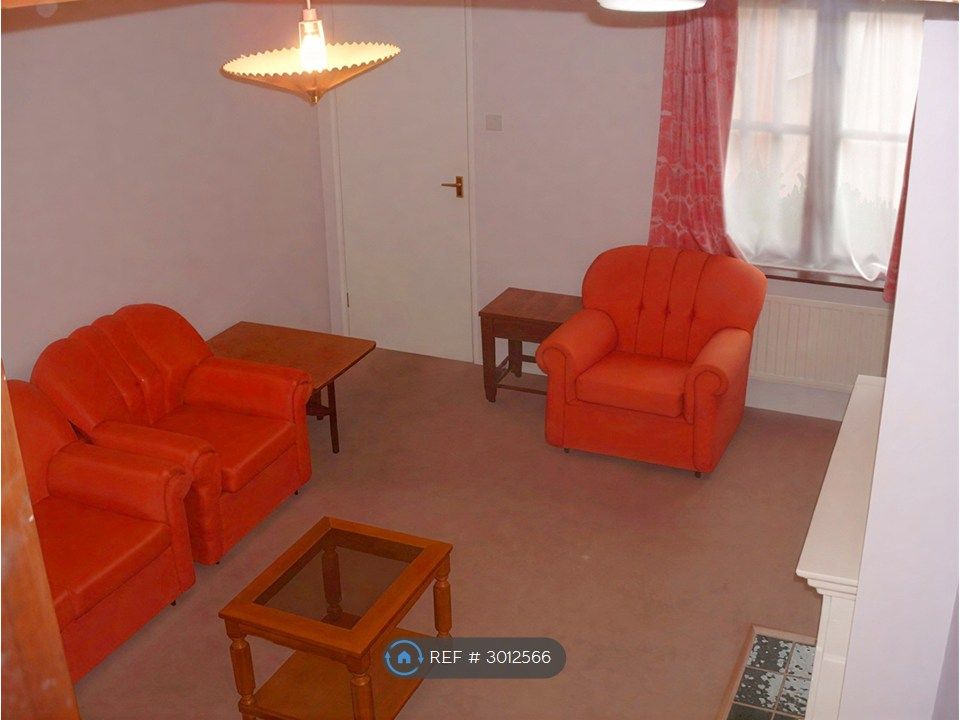 Property photo 2 of 5