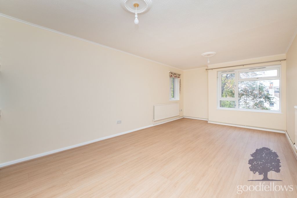 Property photo 3 of 9 Picture No. 17