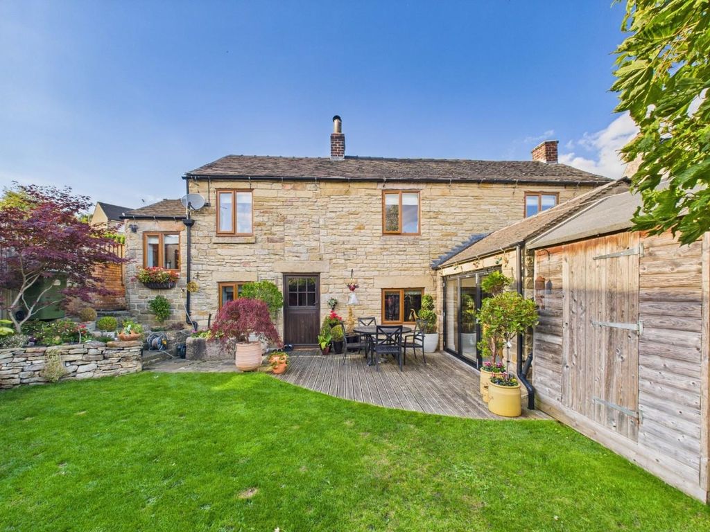 Property photo 1 of 25 Outside/Parking