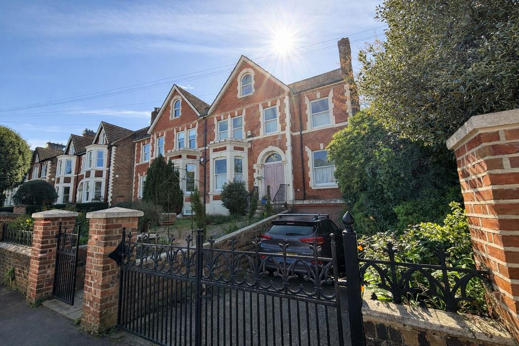 Property photo 2 of 52 Front (Exterior)