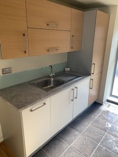 Property photo 2 of 6 Gallery