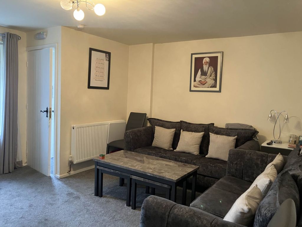 Property photo 3 of 19