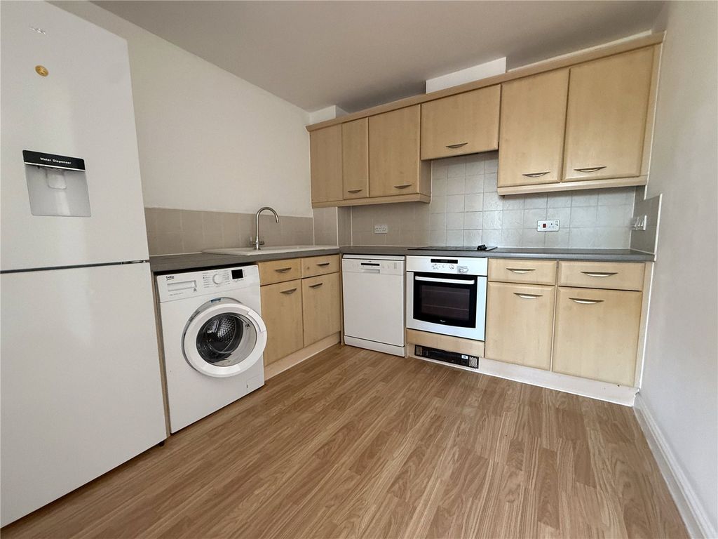 Property photo 2 of 9 Picture No. 03
