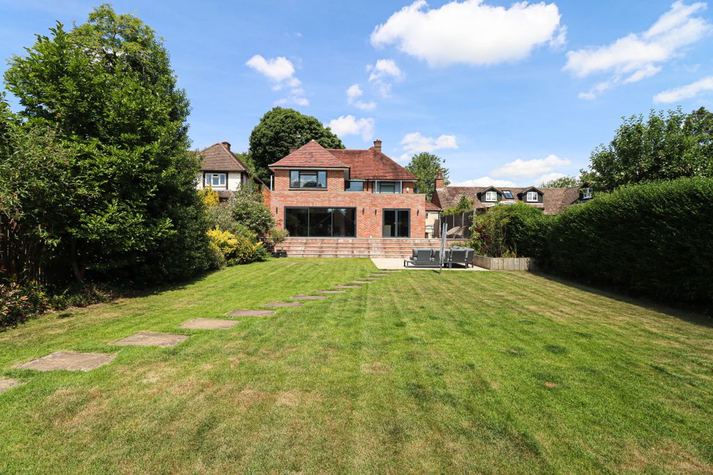 Property photo 1 of 28 Img0597