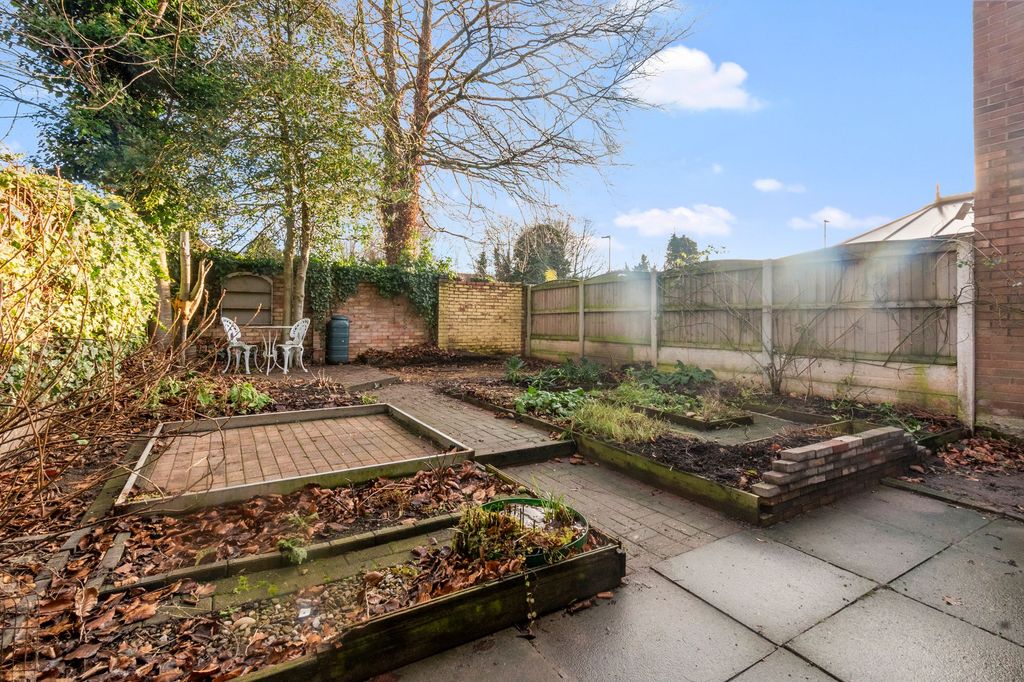 Property photo 3 of 20