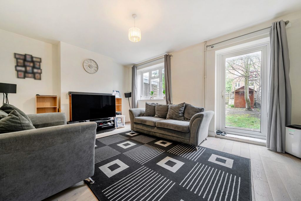 Property photo 2 of 17 Reception Room