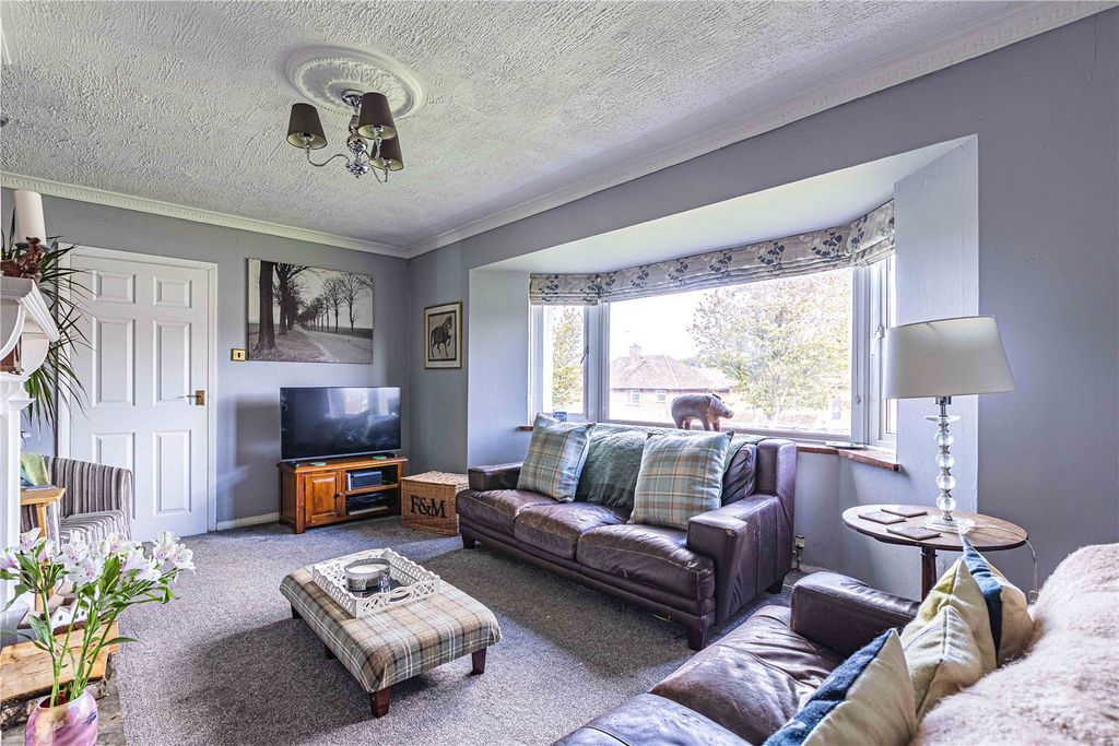 Property photo 2 of 14 Picture No. 21