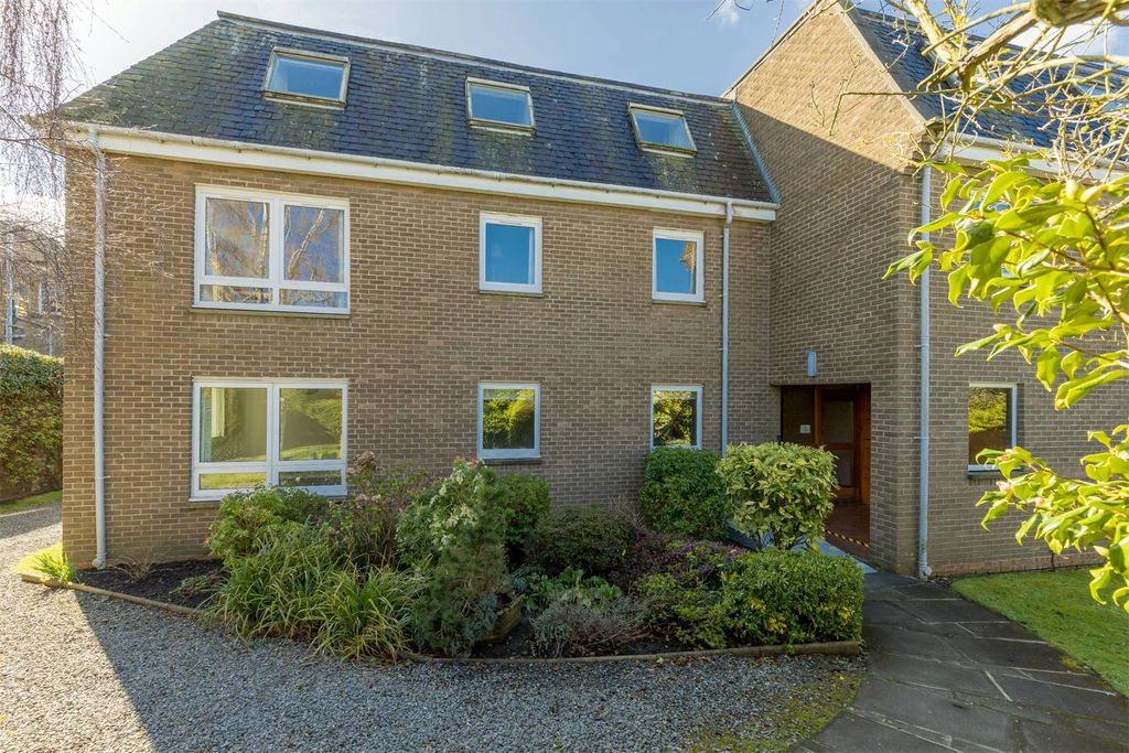 Property photo 1 of 19 Picture No. 13