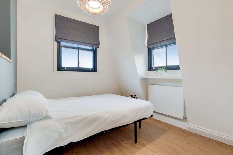 Property photo 3 of 14 Photo 2