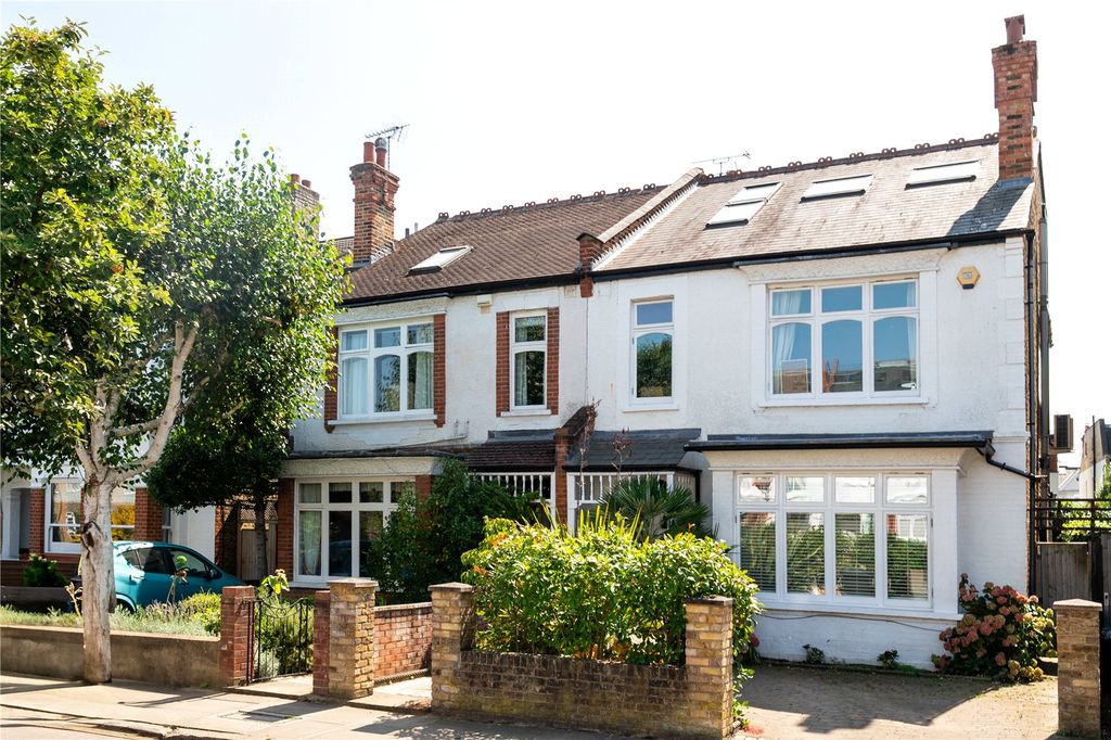 Property photo 1 of 34 Picture No. 35