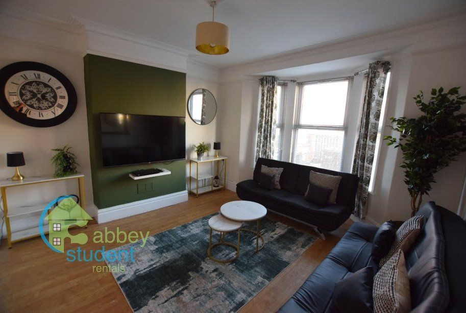 Property photo 3 of 10 Picture No. 09