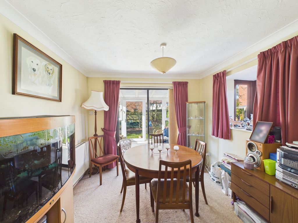 Property photo 3 of 17 Gallery