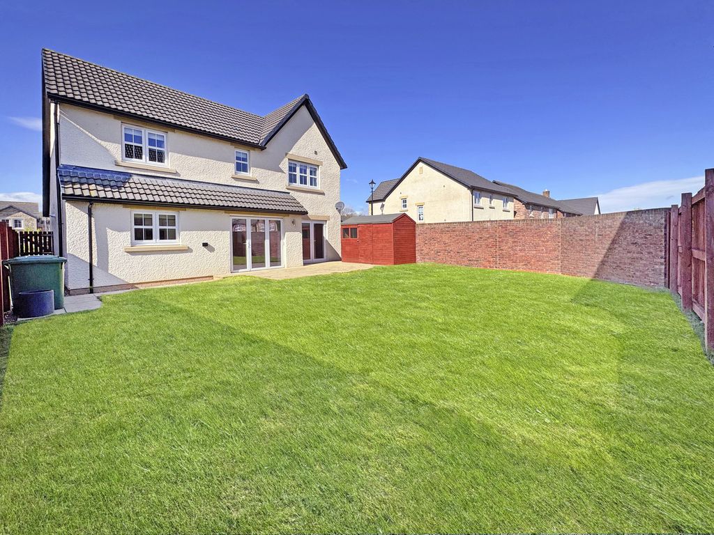 Property photo 3 of 40