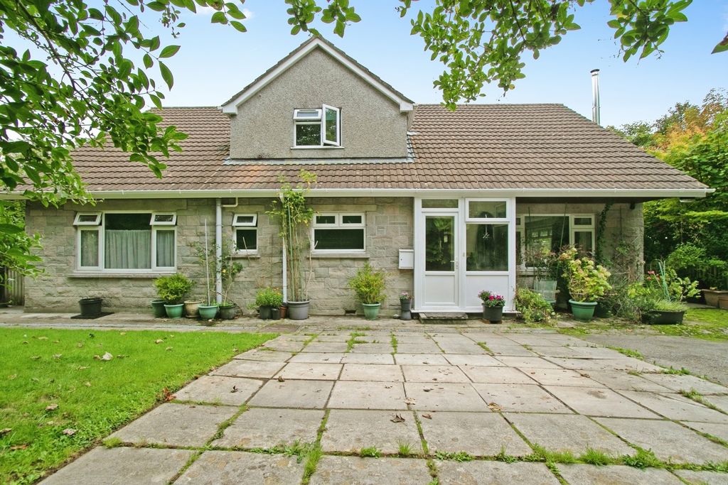 Property photo 1 of 21 Pbox-Img.Jpg