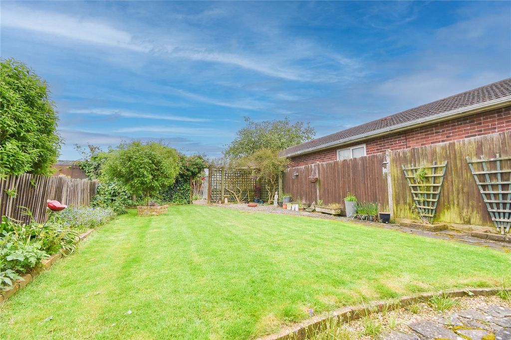 Property photo 3 of 17 Picture No. 03