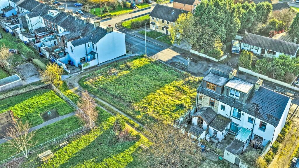 Property photo 1 of 9