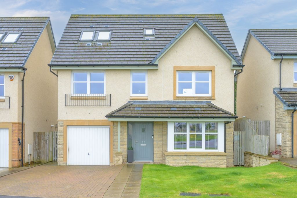 Property photo 1 of 31