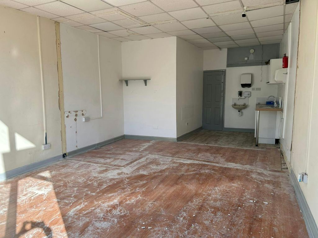 Property photo 3 of 6 Shop Floor