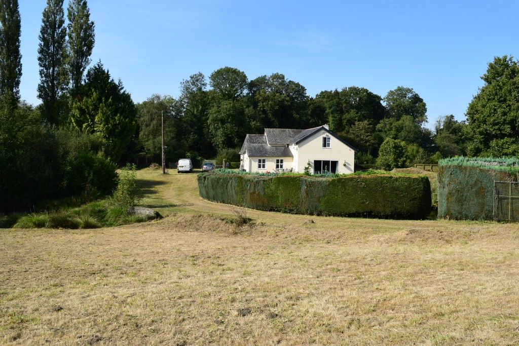 Property photo 2 of 26