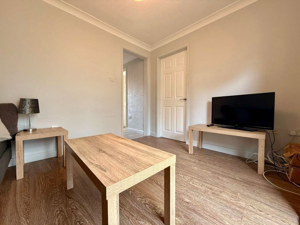 Property photo 3 of 14 Image