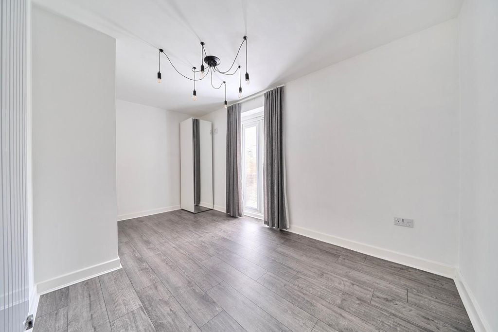 Property photo 3 of 11 1-6966937E047B7-1400731-5-696638d420d06-1.Jpg