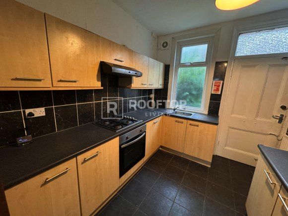 Property photo 2 of 11 9613979.Jpg