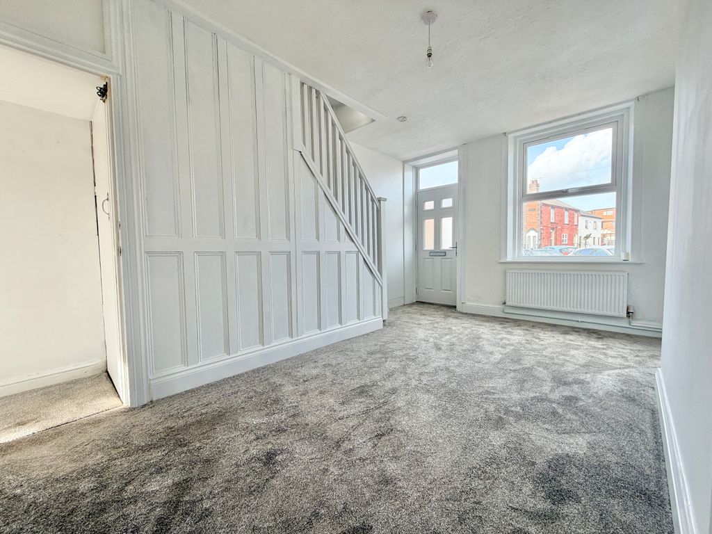 Property photo 3 of 12 Img_5198