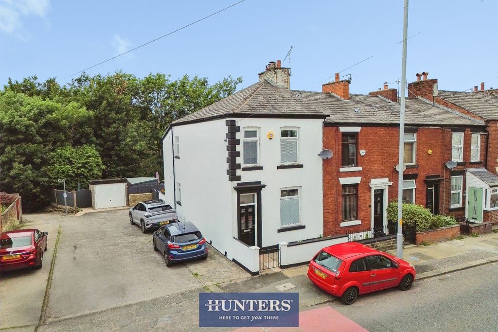 Property photo 1 of 36 Pbox-Img.Jpg