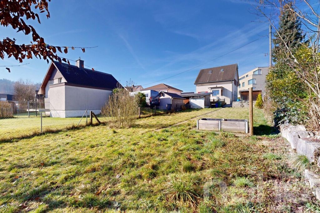 Property photo 2 of 12