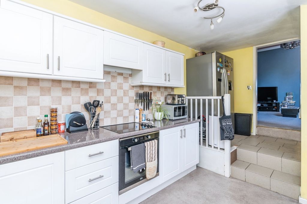 Property photo 3 of 14 Pbox-Img.Jpg