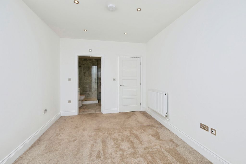 Additional image 26 of 3 bed flat for saleSt. Marys Gate, Derby, Derbyshire DE1