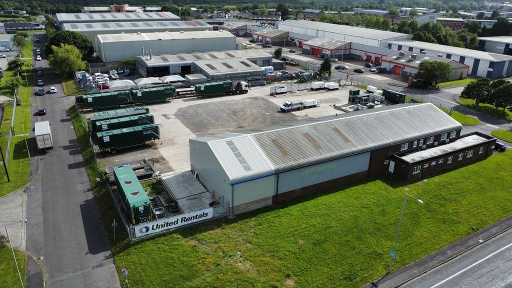 Property photo 3 of 9 4E9F03c9-80c9-4676-911B-4B7B01Afc3d4.Jpeg