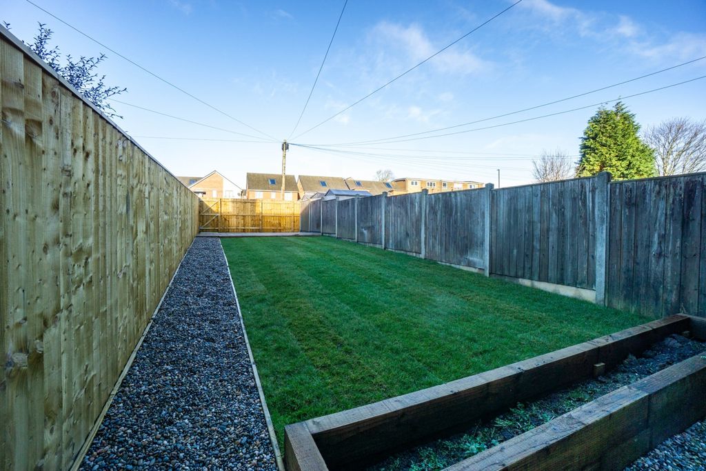 Property photo 2 of 16 B.G