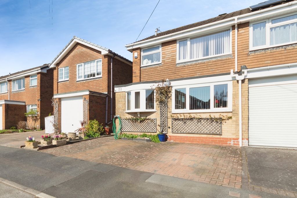 Property photo 2 of 20 Pbox-Img.Jpg