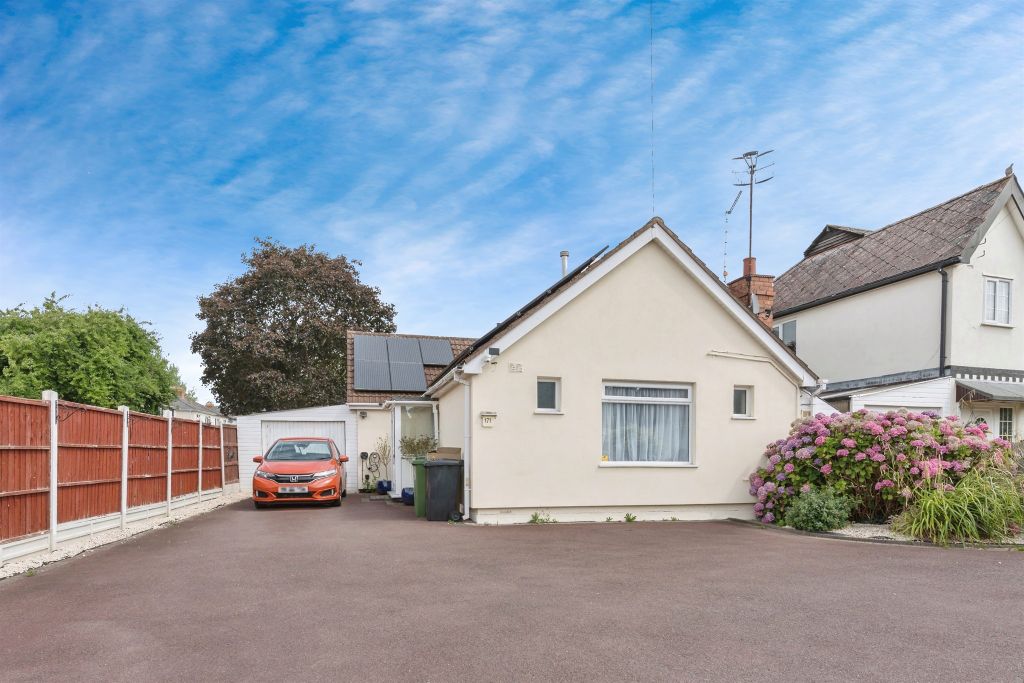 Property photo 1 of 17