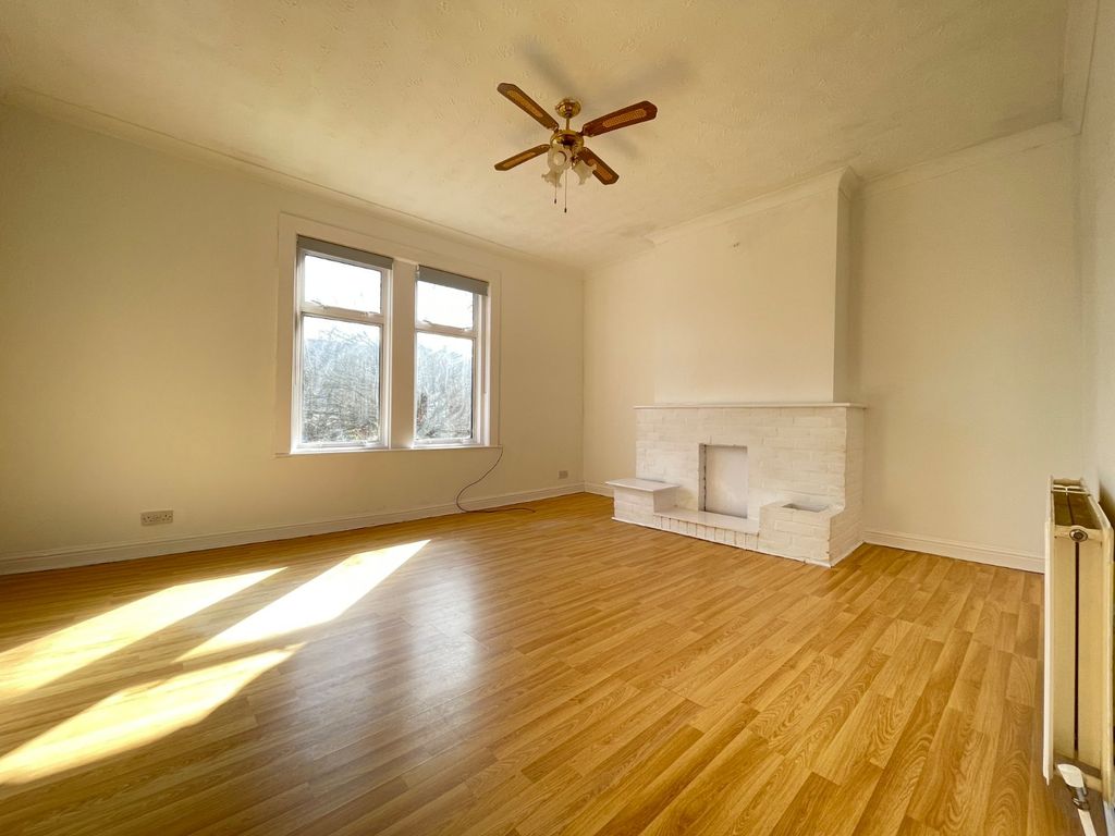 Property photo 2 of 10 Picture No. 03