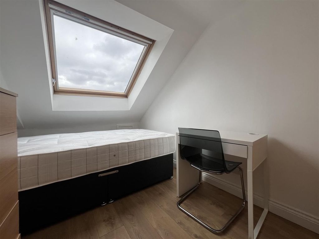 Property photo 2 of 17 Cqifxdfpeuwgk1xi9Vjjva