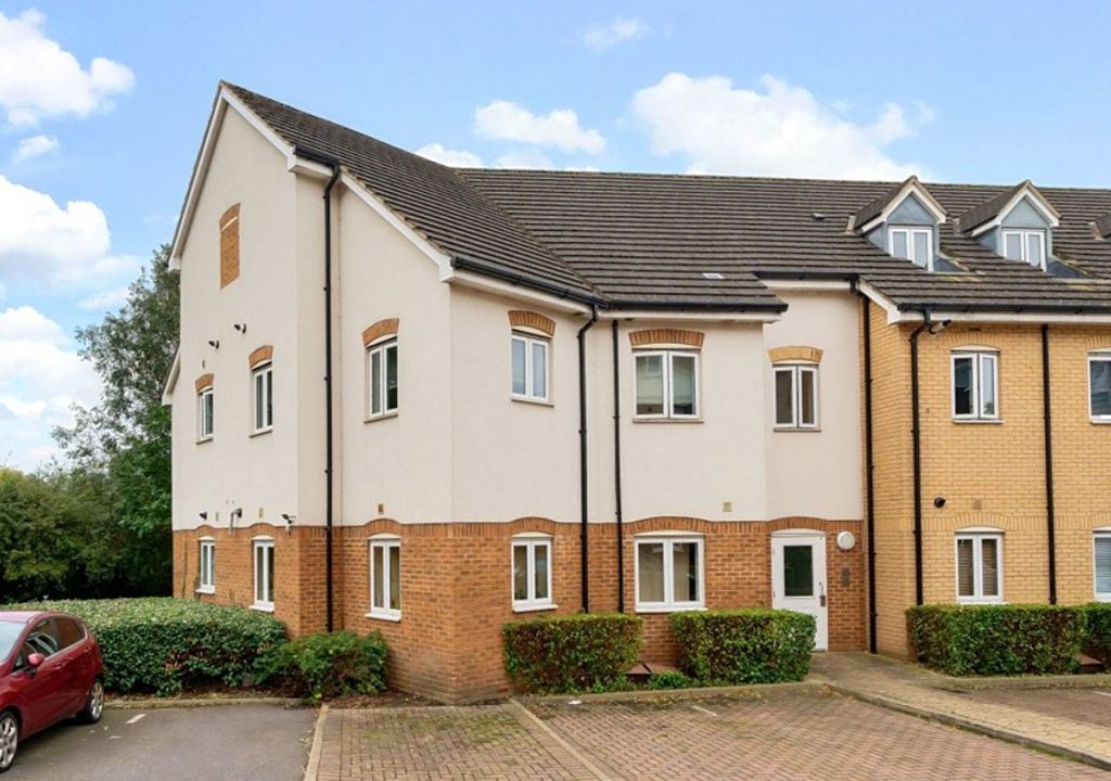 Property photo 1 of 8 External