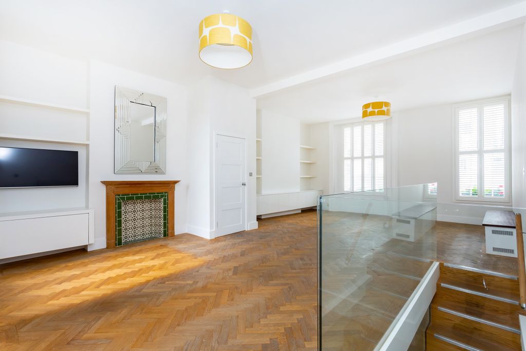 Property photo 1 of 13 1
