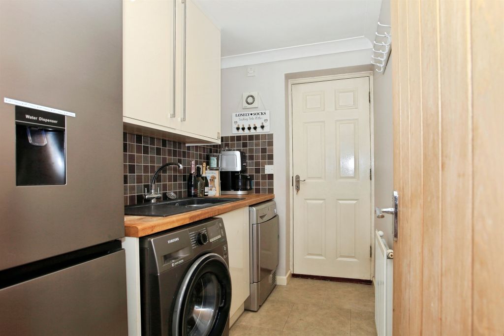 Property photo 3 of 28 Utility