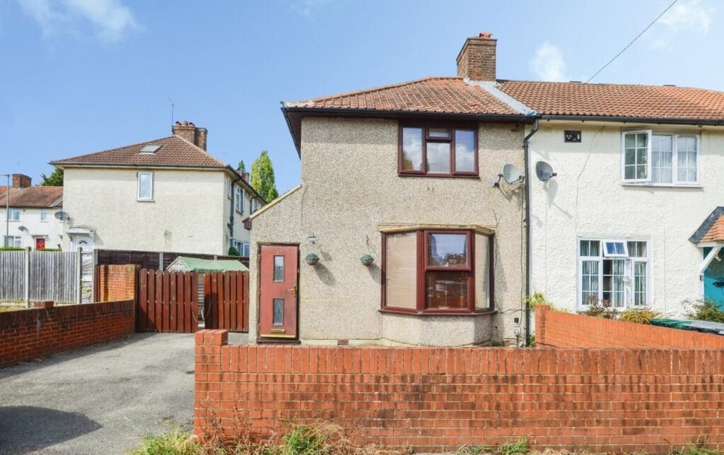 Property photo 2 of 11