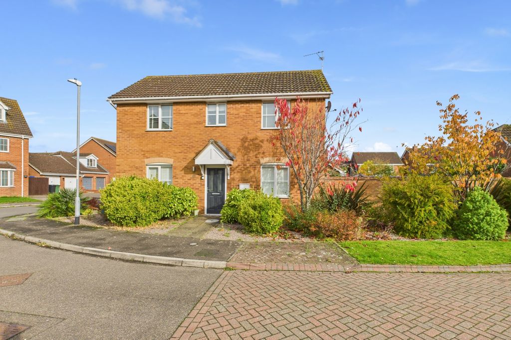 Property photo 1 of 22 Ewemove - Spalding - Shearers Drive - Front Of H