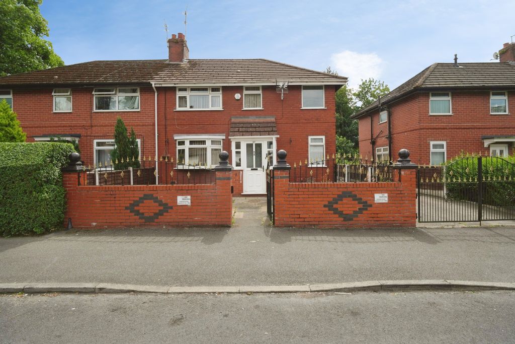 Property photo 1 of 26