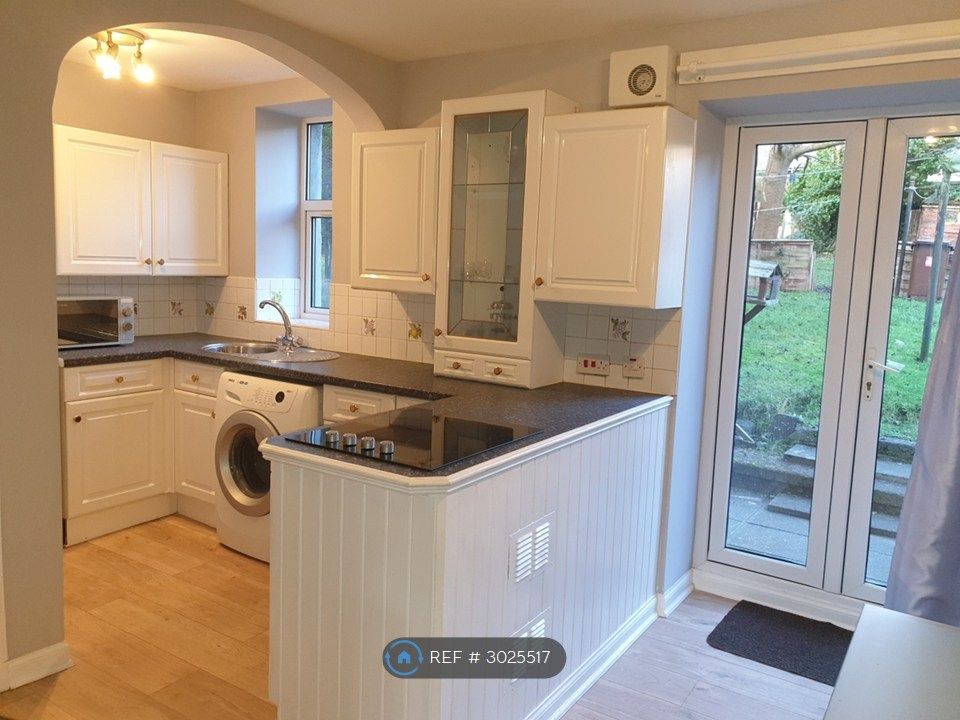 Property photo 1 of 15 Kitchen